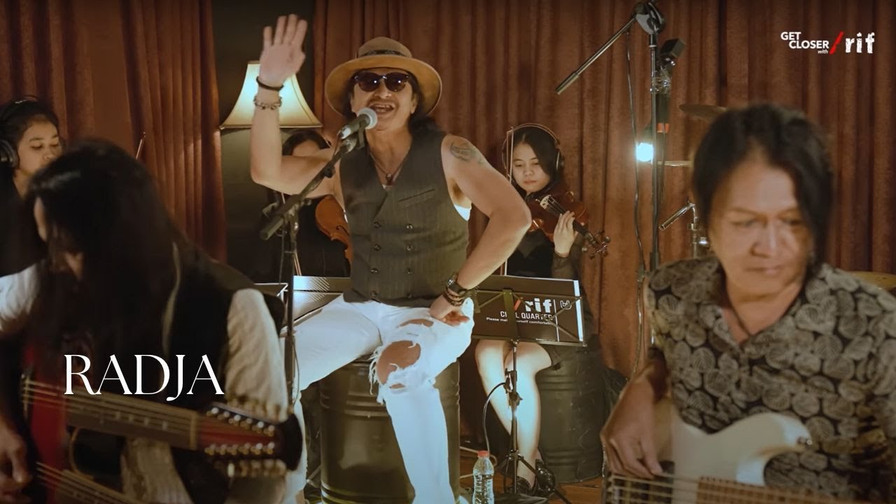 GET CLOSER with /rif - RADJA [Lyric Video]