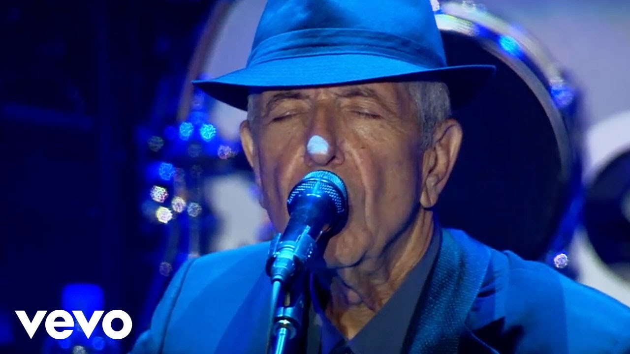 Leonard Cohen - Famous Blue Raincoat (Official Live in Dublin 2013)