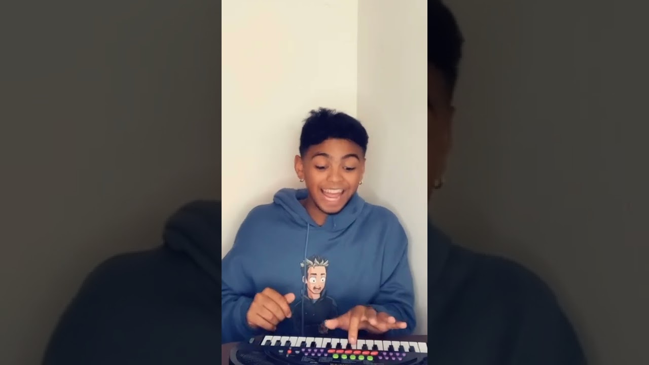 When the producers son interrupts the studio session with MJ π€¦π½ββοΈπ #viral #shorts