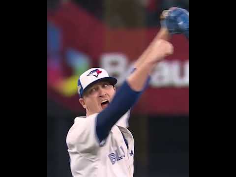 THE BLUE JAYS HAVE WON THE AL PENNANT! 🇨🇦