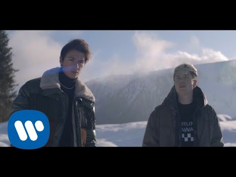 Benji & Fede - Magnifico Difetto Official Video 🎶