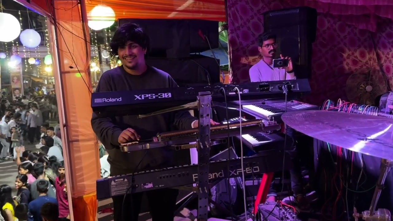 DAY 3 Day 3 of Mhatre Wadi Navratri Utsav 2024 🎶 | Live Bollywood Mix Songs by Lovely Musical Group