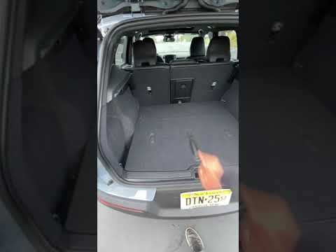 Volvo XC40 trunk is GENIUS!!