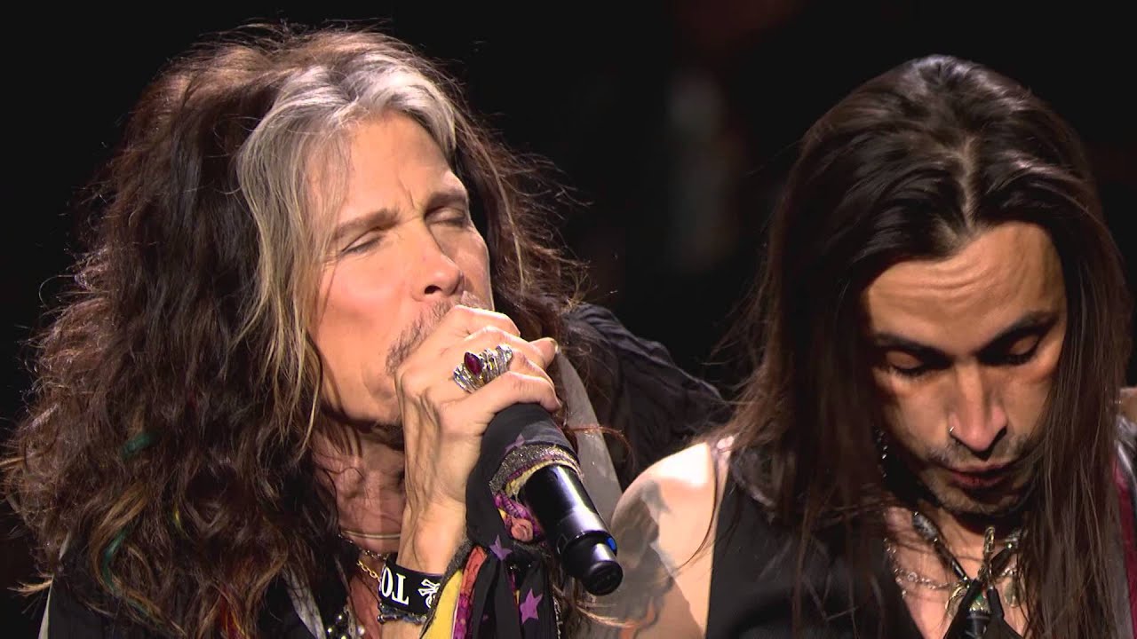 Steven Tyler Performs 'Livin' On The Edge' at 2014 Nobel Peace Prize Concert 🎶