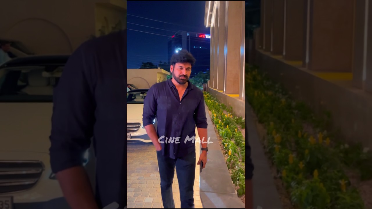 సుబ్బరాజు స్టైలిష్ లుక్‌తో ఫ్యాన్స్‌ను షాక్ చేయించారు! 😍🔥