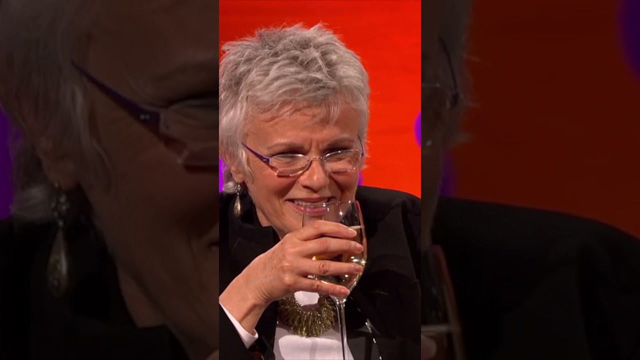 Julie Walters' Hilarious Confusion on Talk Shows 😂