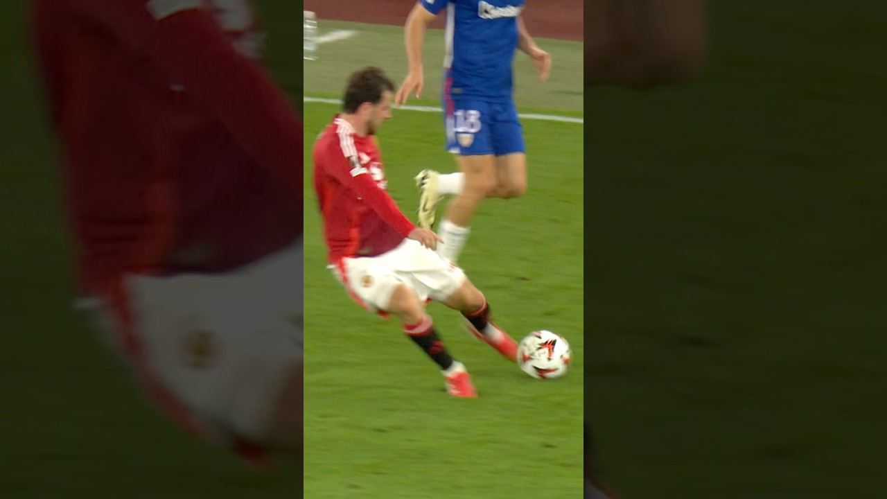 Mason Mount’s 40-Yard SCREAMER 😱