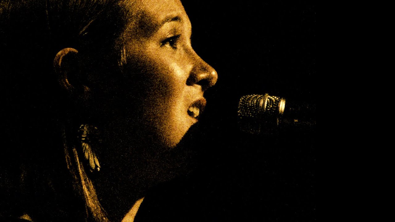 Sophie Hunger's Cover of 'Le Vent Nous Portera' (2009)