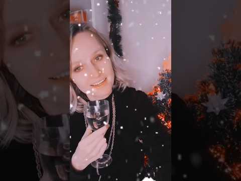 Помнишь падал первый белый снег? #первыйснег #christmas #песниолюбви #песнипролюбовь #снег