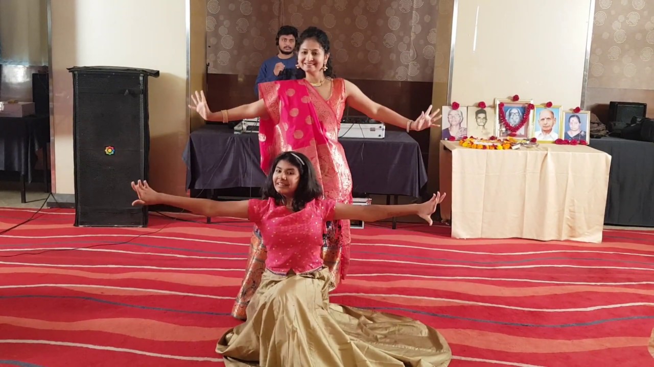 best wedding/sangeet dance by mom daughter duo @yoga_with_pallavi