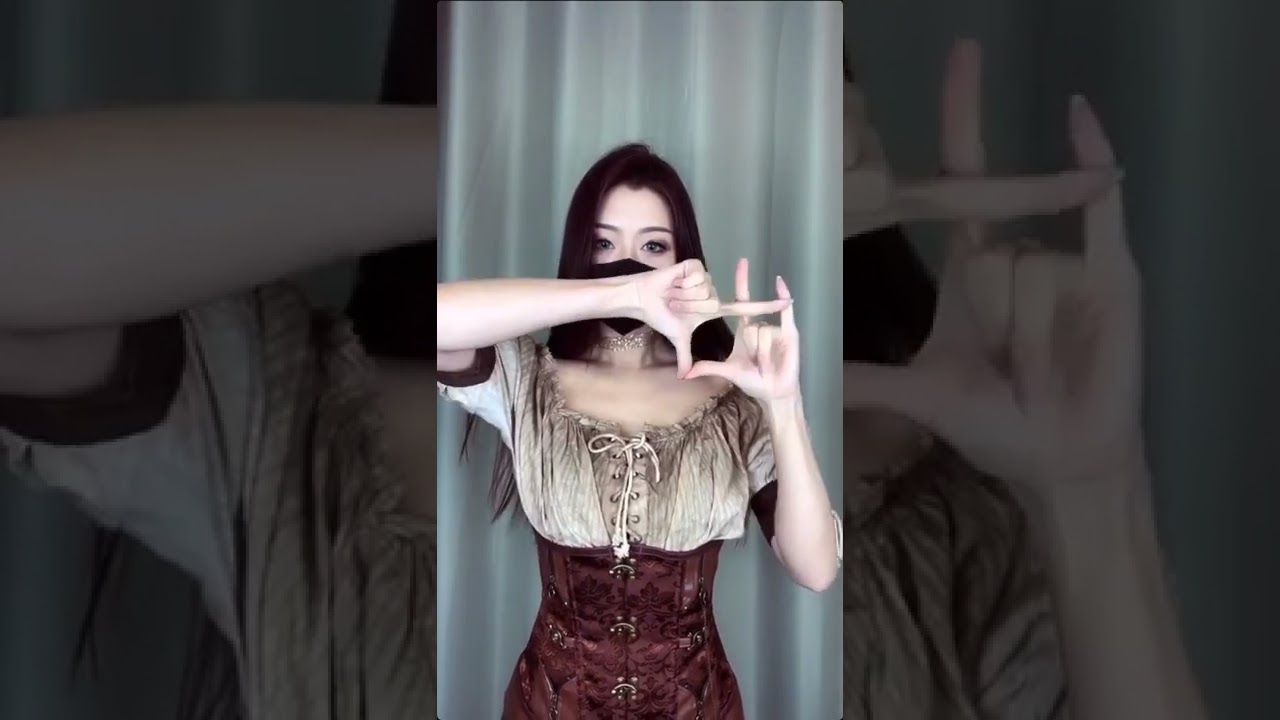 🎉 Watch Cindy's Amazing Finger Dance & Tutting Skills! #Shorts