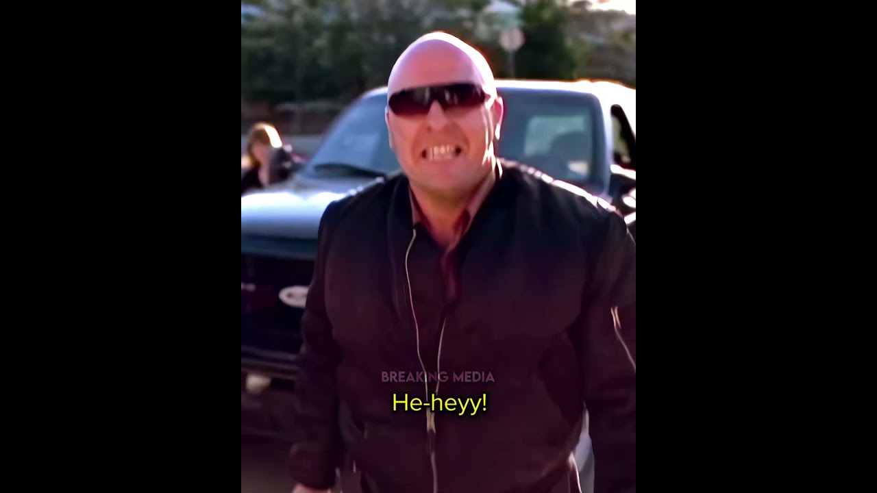 Hank Crashes Walt's Party in an Unseen Scene from Breaking Bad S1.E1 🎬