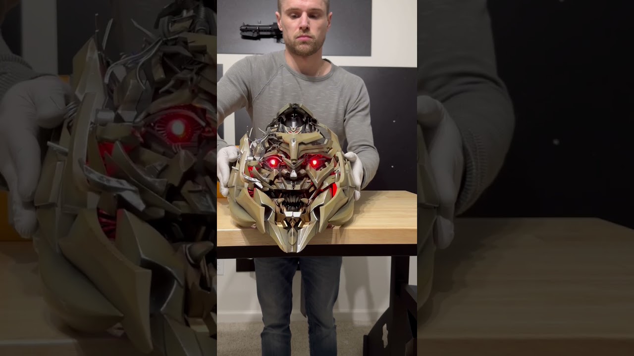 Realistic Megatron Helmet Unboxing 🤖