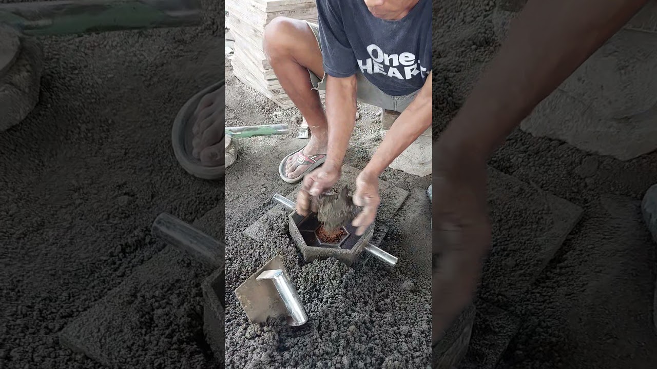 Panduan Membuat Paving Segi Enam Secara Manual