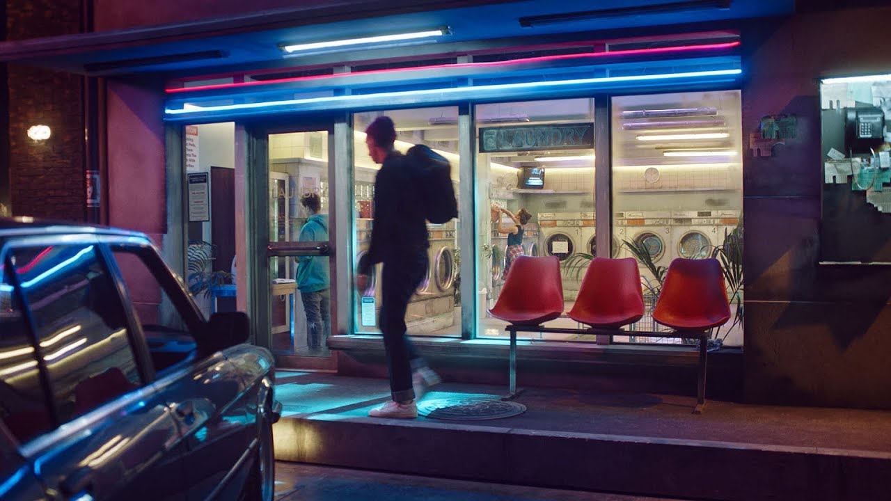 Martin Garrix & Justin Mylo - Burn Out 🎶 Official Music Video ft. Dewain Whitmore