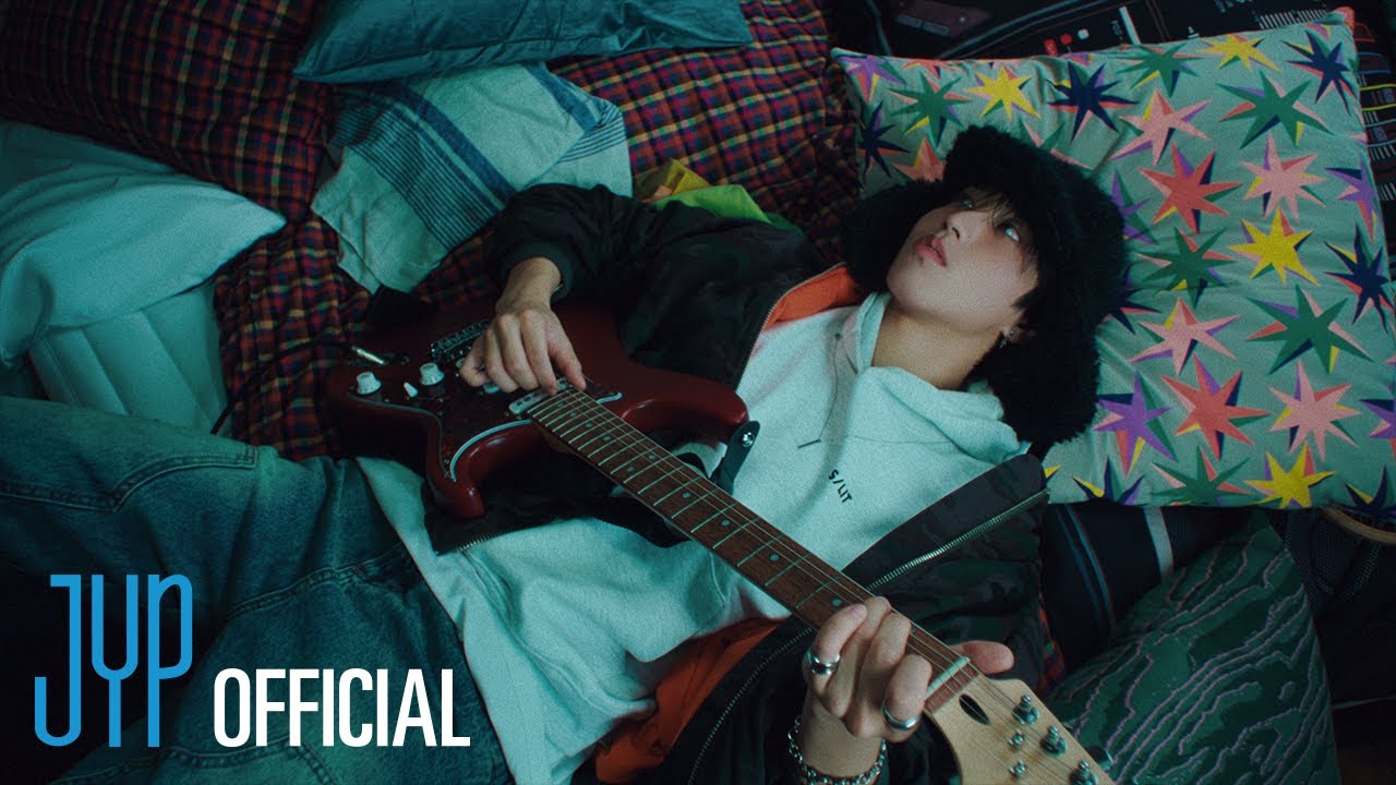 HAN 'Hold My Hand' | Stray Kids SKZ-PLAYER