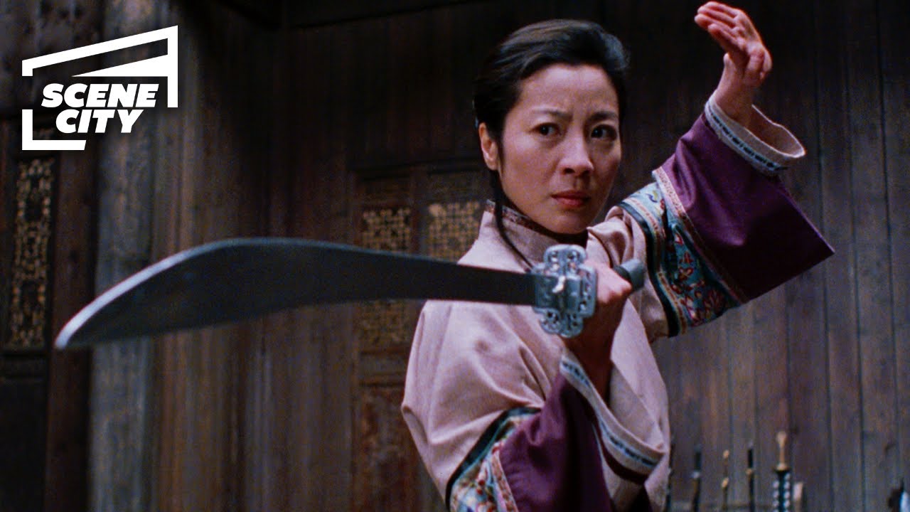Epic Sword Duel: Michelle Yeoh Battles Ziyi Zhang in Crouching Tiger, Hidden Dragon ⚔️
