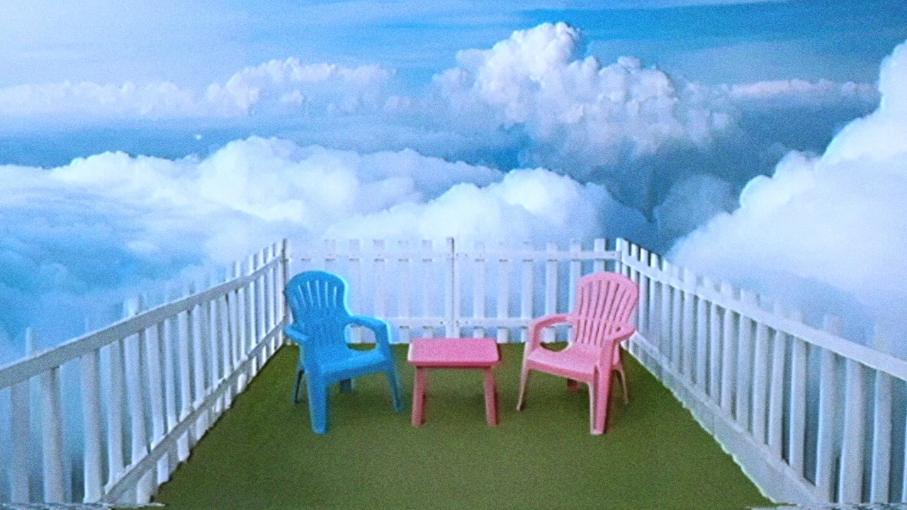 Liminal Cloudcore: Nostalgic Ambient & Dreamy Vibes