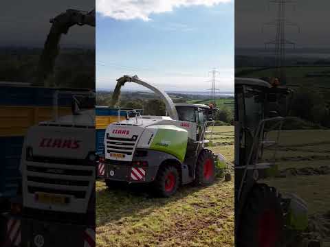 A touch of CLAAS to finish the grass!