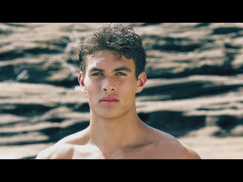 People Are Losing It Over Young Jason Momoa in 'Baywatch'