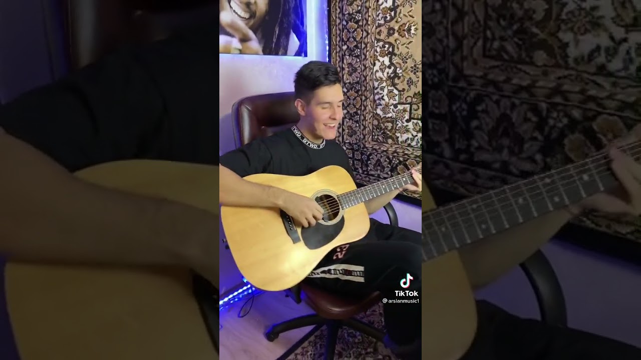 Пел песню Pezza - Улыбка