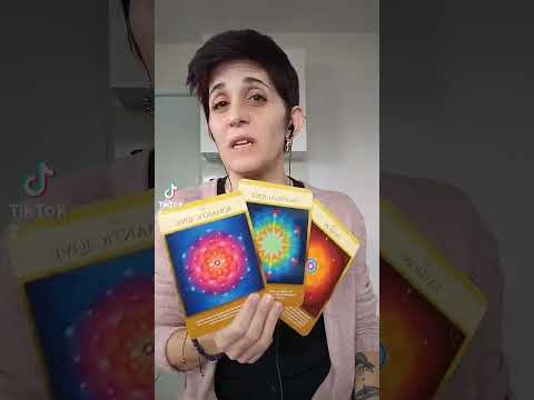 How A Solo-Polyamory Secure Attachment 5D Mystic Enlightenment Woo-Woo-Pseudoscience Woman Sees Love