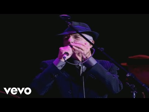 Leonard Cohen - Dance Me To The End Of Love (Live in London 2008)