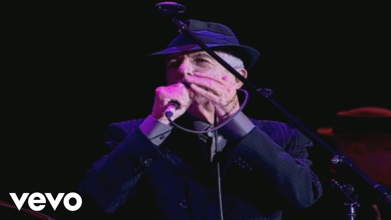 Leonard Cohen - Dance Me To The End Of Love (Live in London 2008)