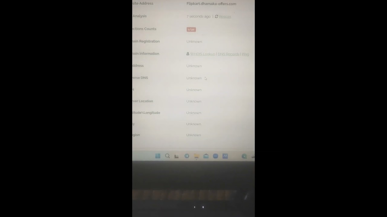 Stay Safe Online: How to Spot Fake Websites π
