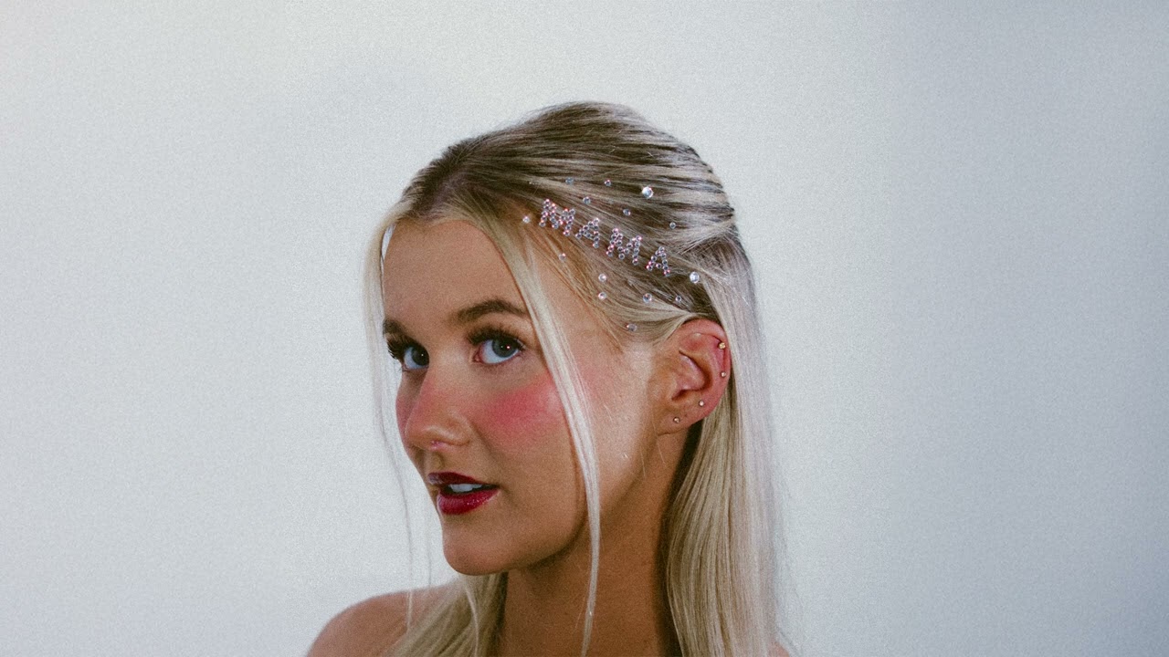 Elizabeth Nichols Releases Emotional New Single 'Mama' š¶ | Official Visualizer