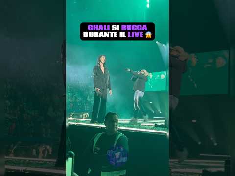 Ghali ha bisogno di un reset 😵 #ghali #simbalarue #concerto