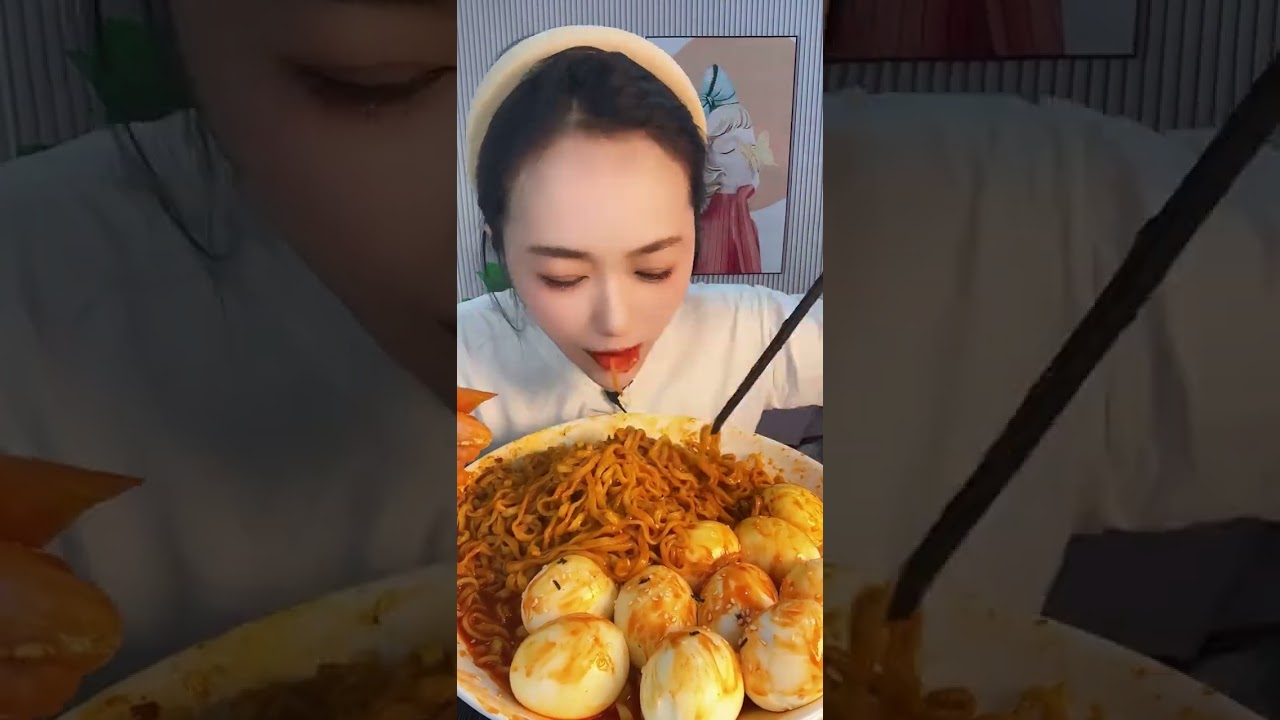 Eggs & Noodles Mukbang ASMR Challenge 🍜