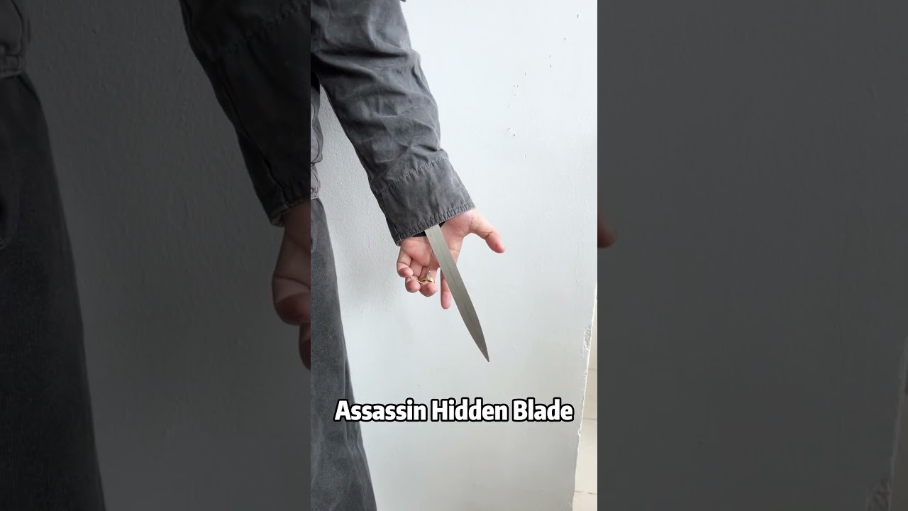 Ezio's Metal Hidden Blade - Assassin's Creed 2 ⚔️