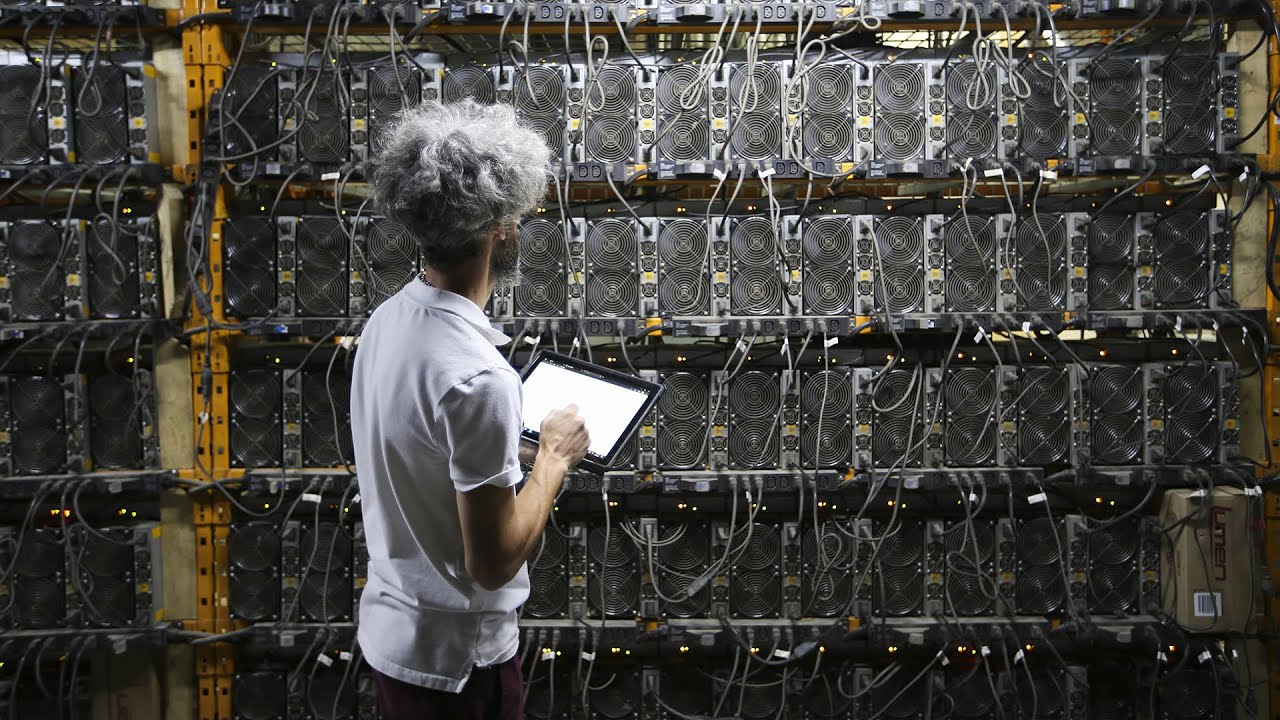 Next-Gen AI Data Centers: Challenges & Insights π€