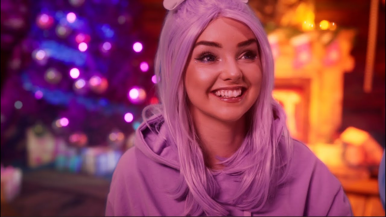 Dolly Style 🎄 Open Your Arms (It’s X-mas) – Official Music Video