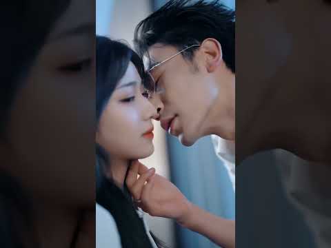 He refused to end with her😮#MobBossRefusedtoLetHerGo #ChenSi #shorts #Chinesedrama #cdrama #drama