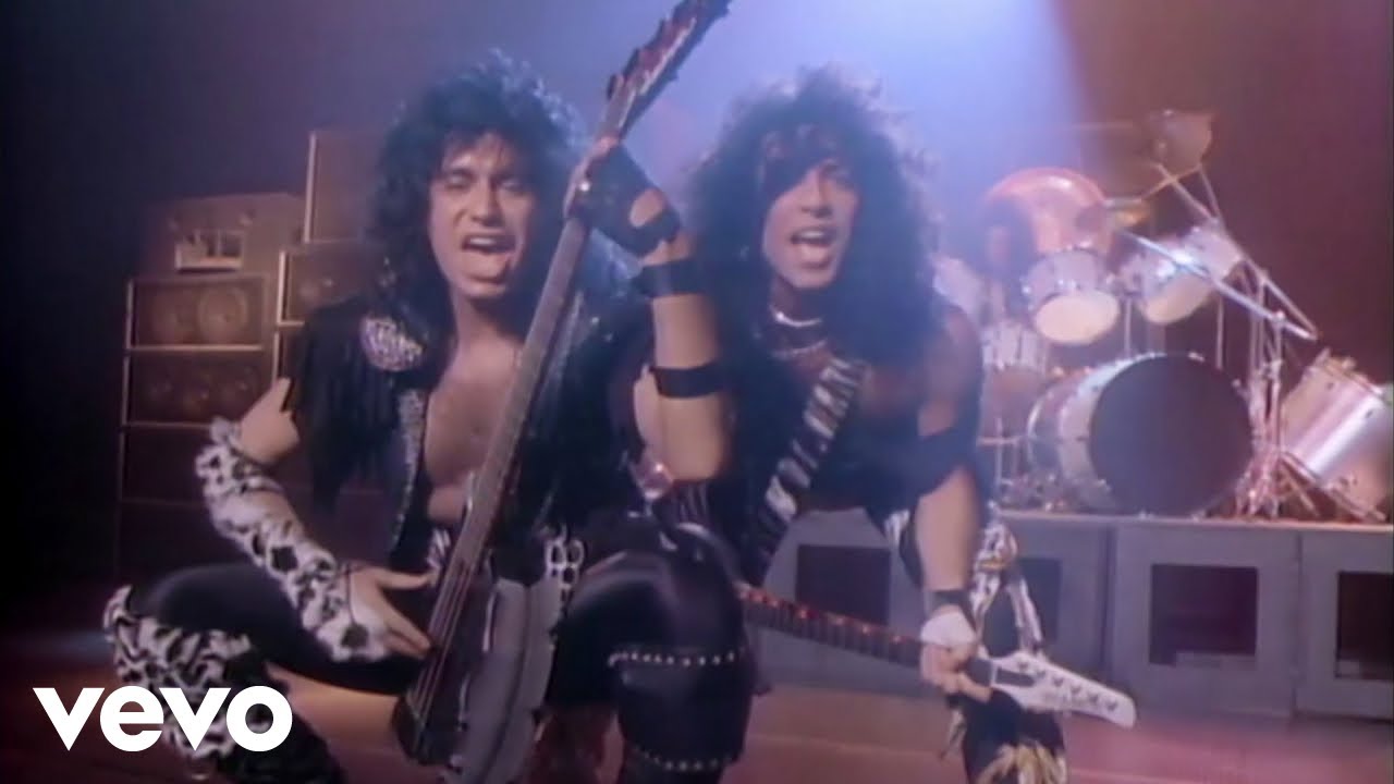 Kiss - Heaven's On Fire (Official Music Video) π₯