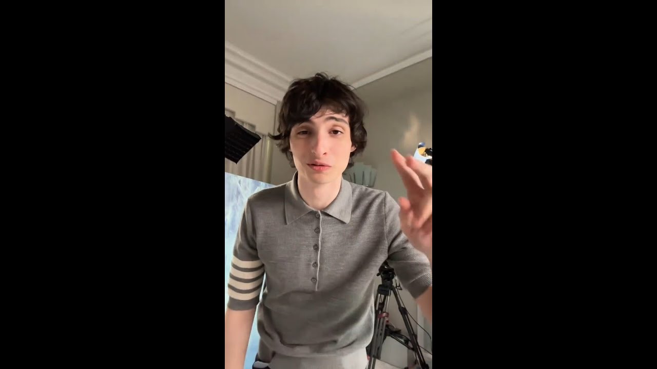 Finn Wolfhard & Mckenna Grace Tease Austin Butler in Hilarious Video 🎬