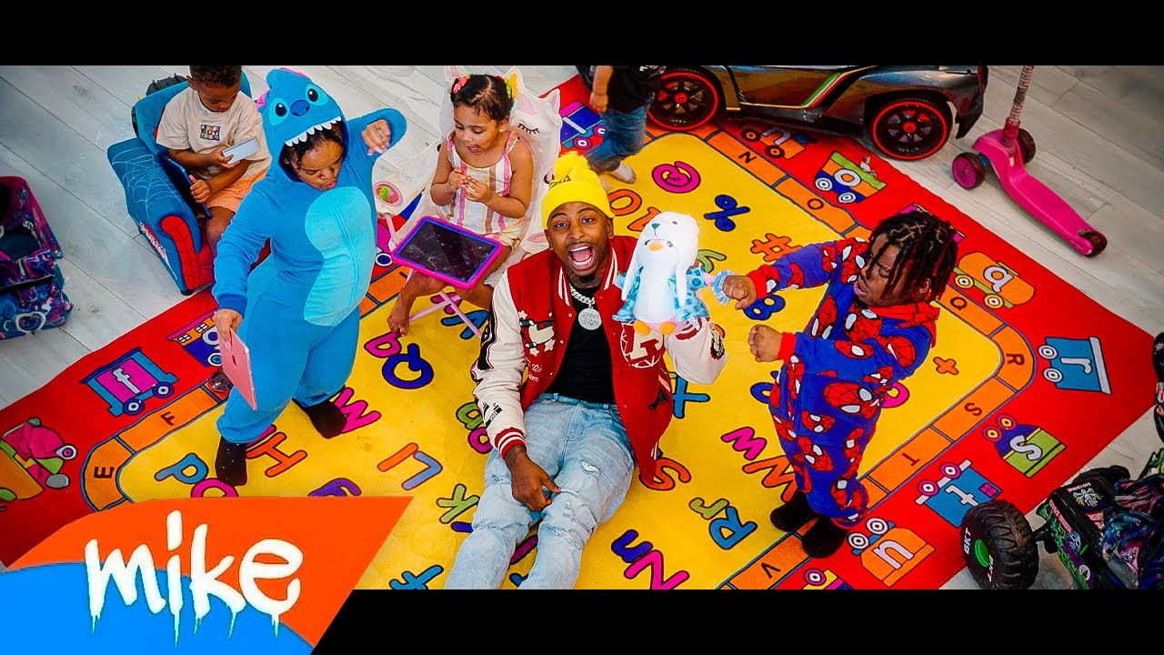FunnyMike - Ipad Babies (Official Music Video) 🎶