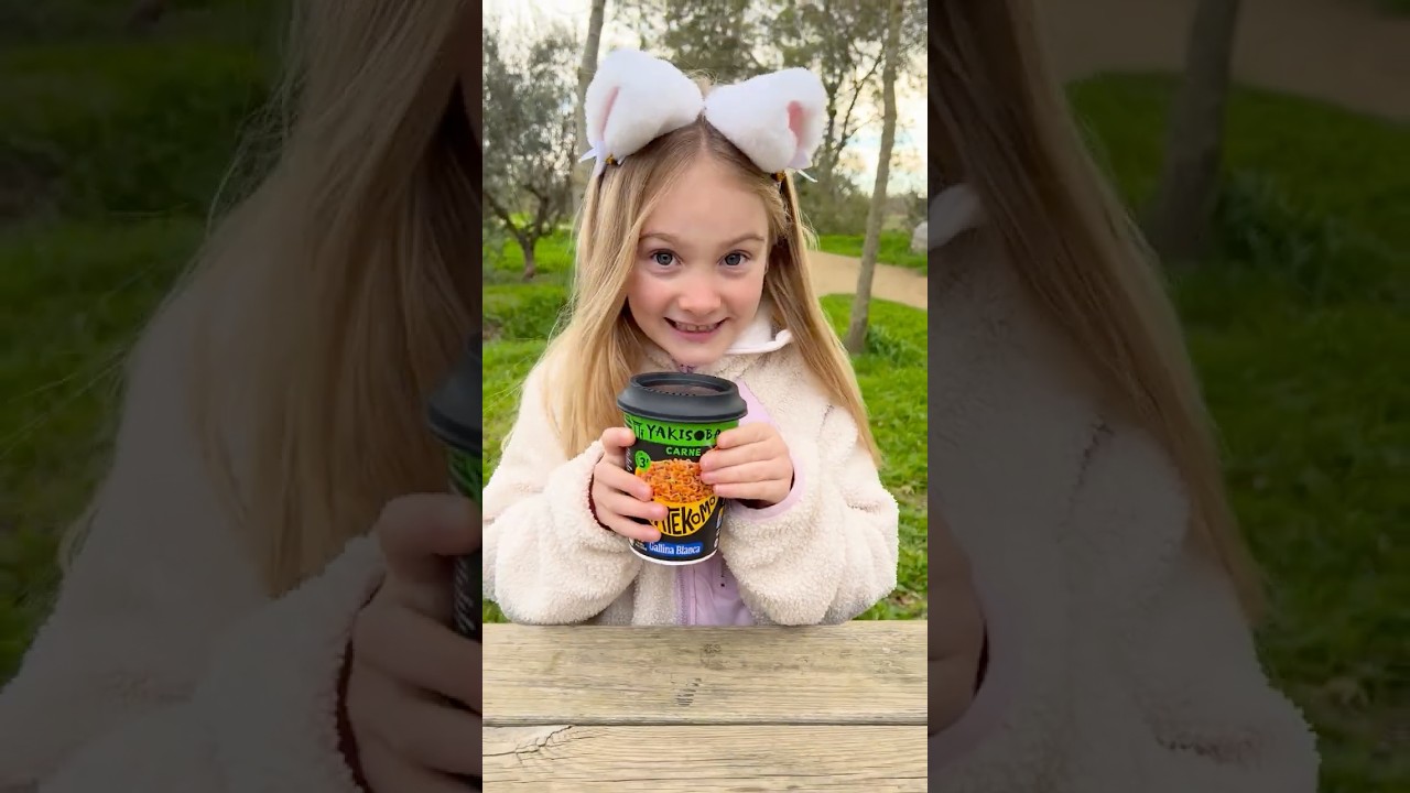 Как моя семья наслаждается лапшой быстрого приготовления 🍜 — весёлые моменты и забавные реакции