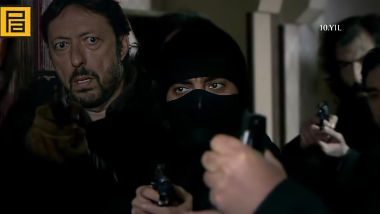 مشهد إنقاذ مراد علمدار في وادي الذئاب 🔥