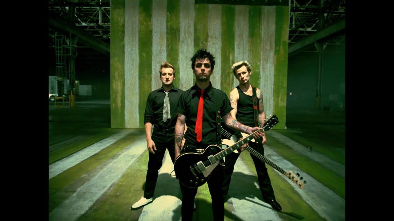 Green Day - American Idiot [Official 4K Video]