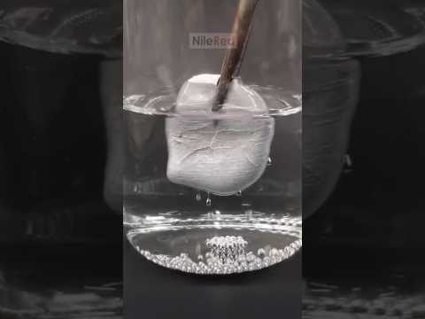 Pouring mercury into liquid nitrogen