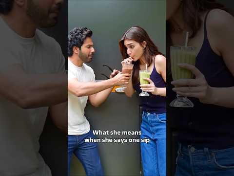 đ HILARIOUS #varundhawan gets CHEATED by #kritisanon #viral #shorts #bollywood