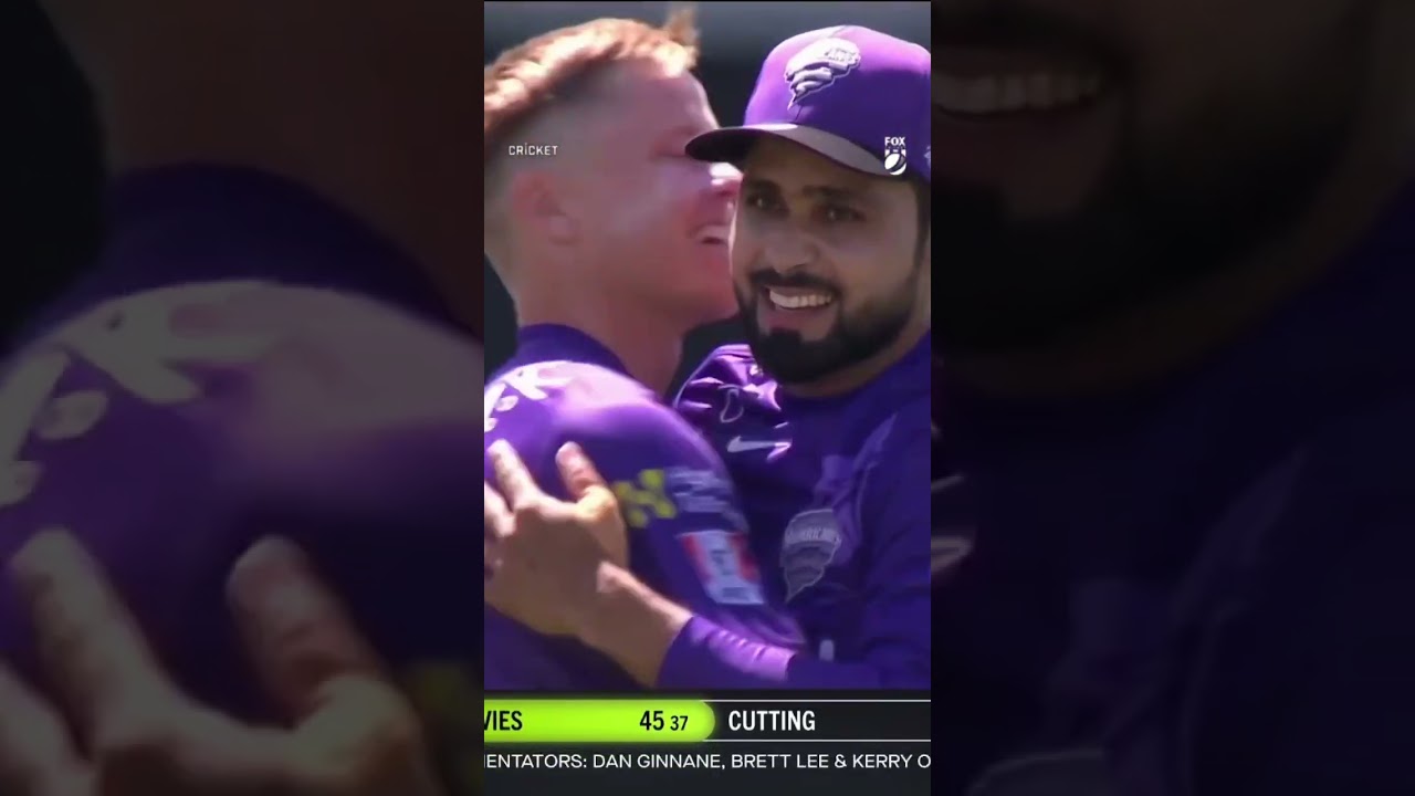 Nathan Ellis Achieves Hat-Trick in BBL12