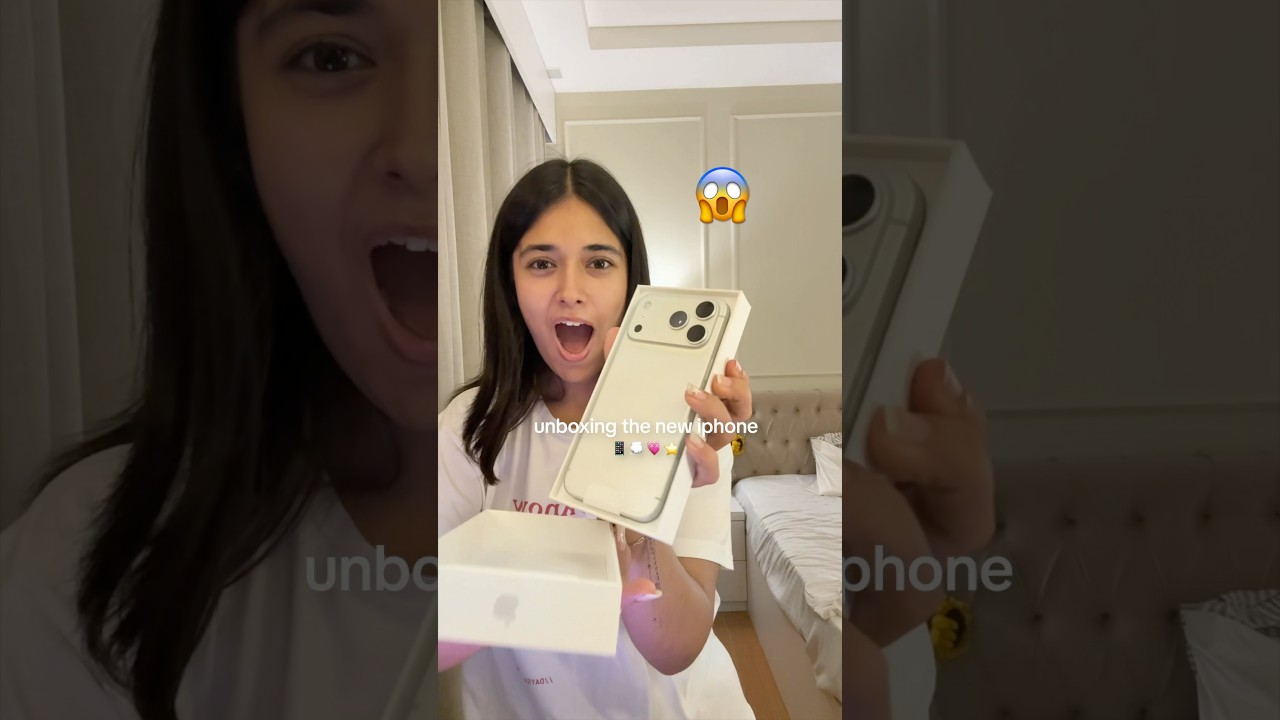 UNBOXING A FREE IPHONE???😳💗📱 #iphone17promax