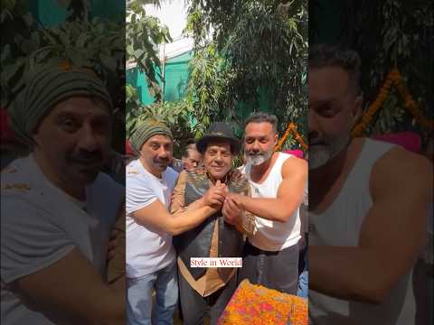 Sunny Deol & Bobby Deol Celebrates Dharmendra's birthday 🎂 #shorts
