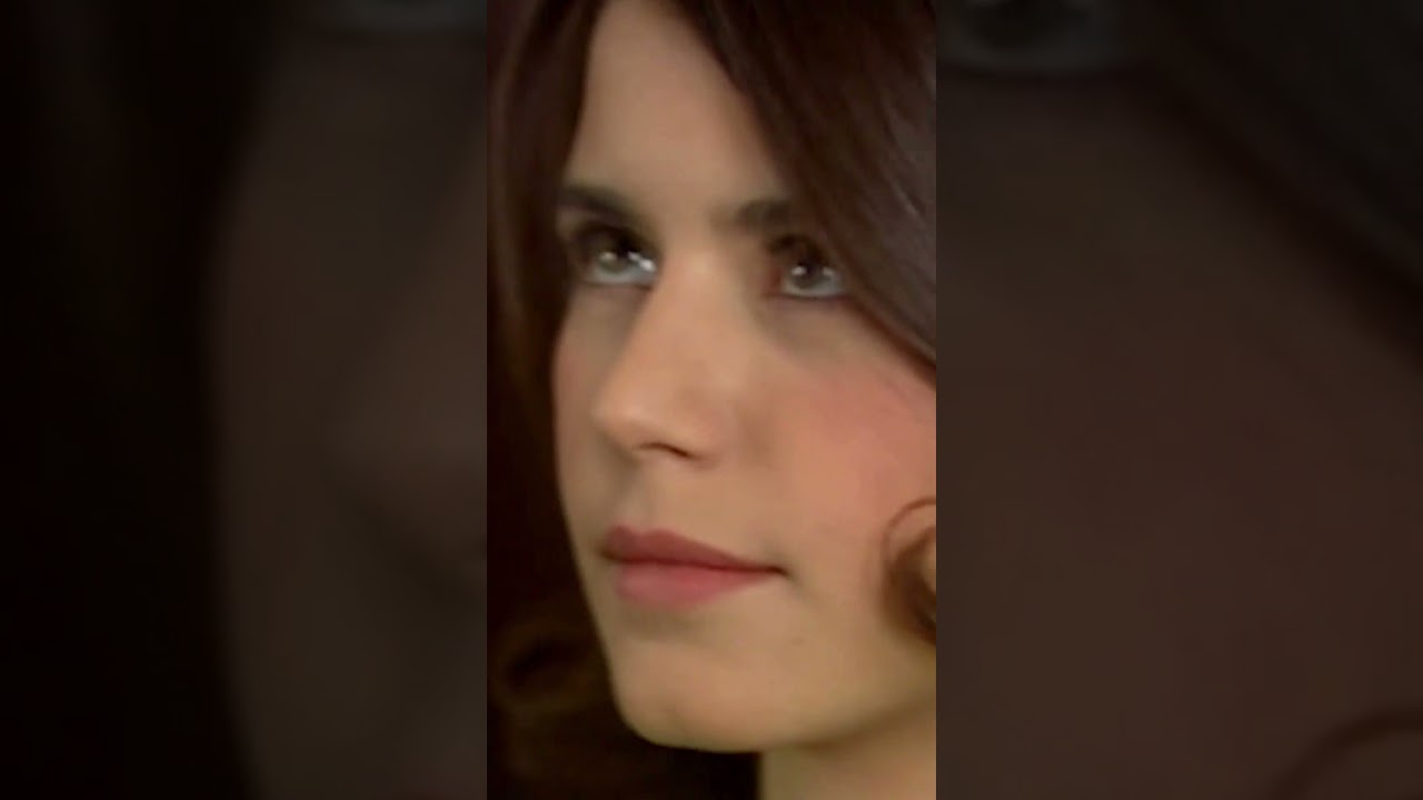 ¿Puedo quedarme contigo esta noche? ❤ - Tiempos Pasados en Estambul | Hatirla Sevgili #shorts