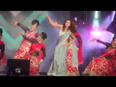 Desi Girl (Parineeti Chopra) Dream Team Concert HD