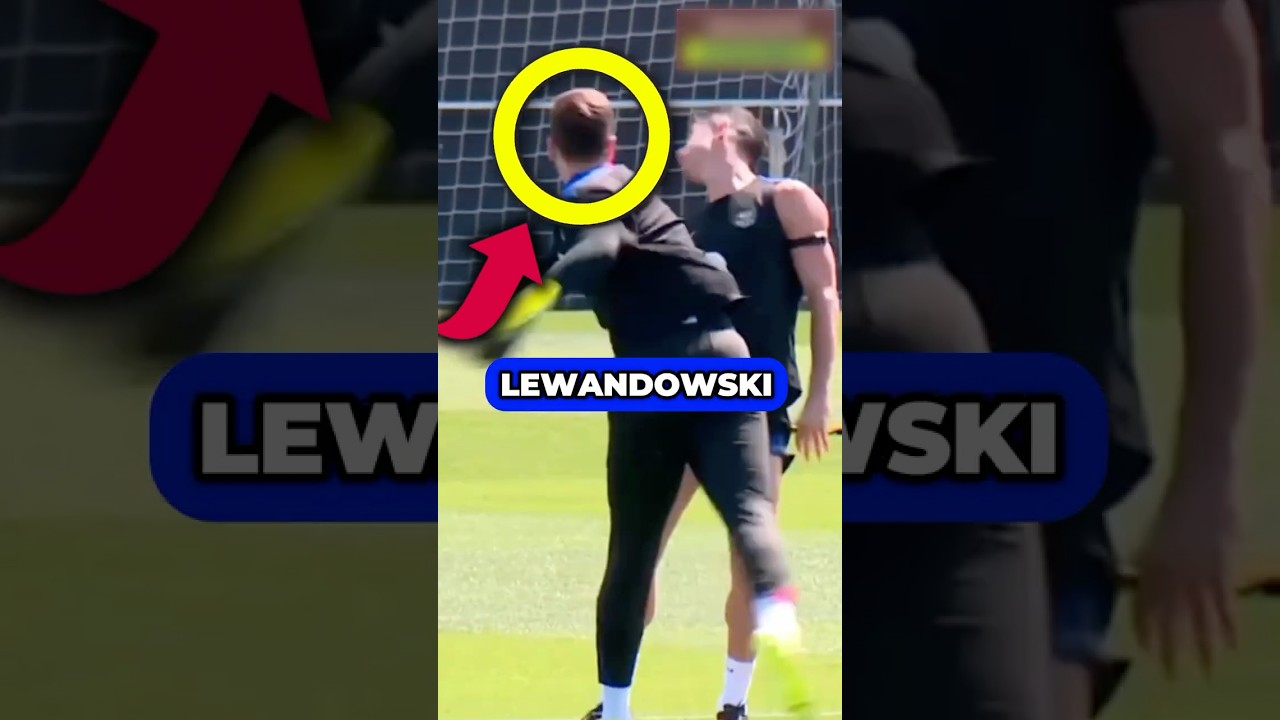 Lewandowski i Szczęsny na treningu – żart czy bójka? 🤔